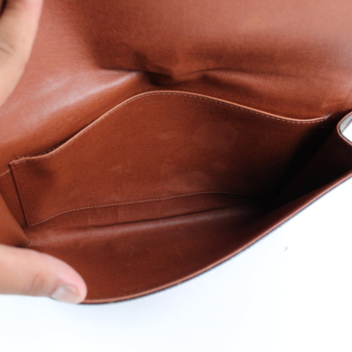 Louis Vuitton Pochette D-Ring