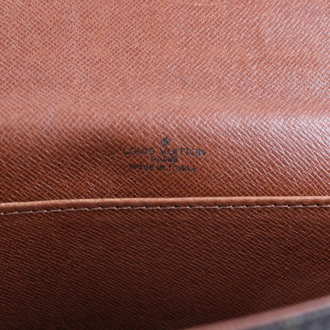 Louis Vuitton Pochette D-Ring