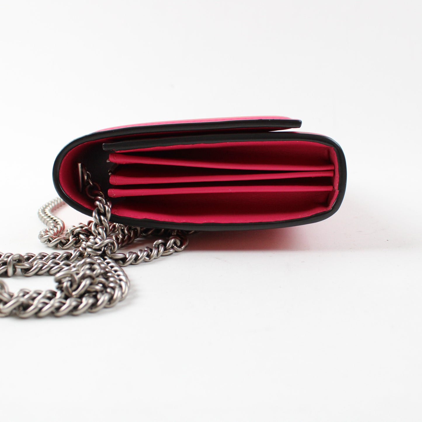 Gucci Sega Wallet On Chain