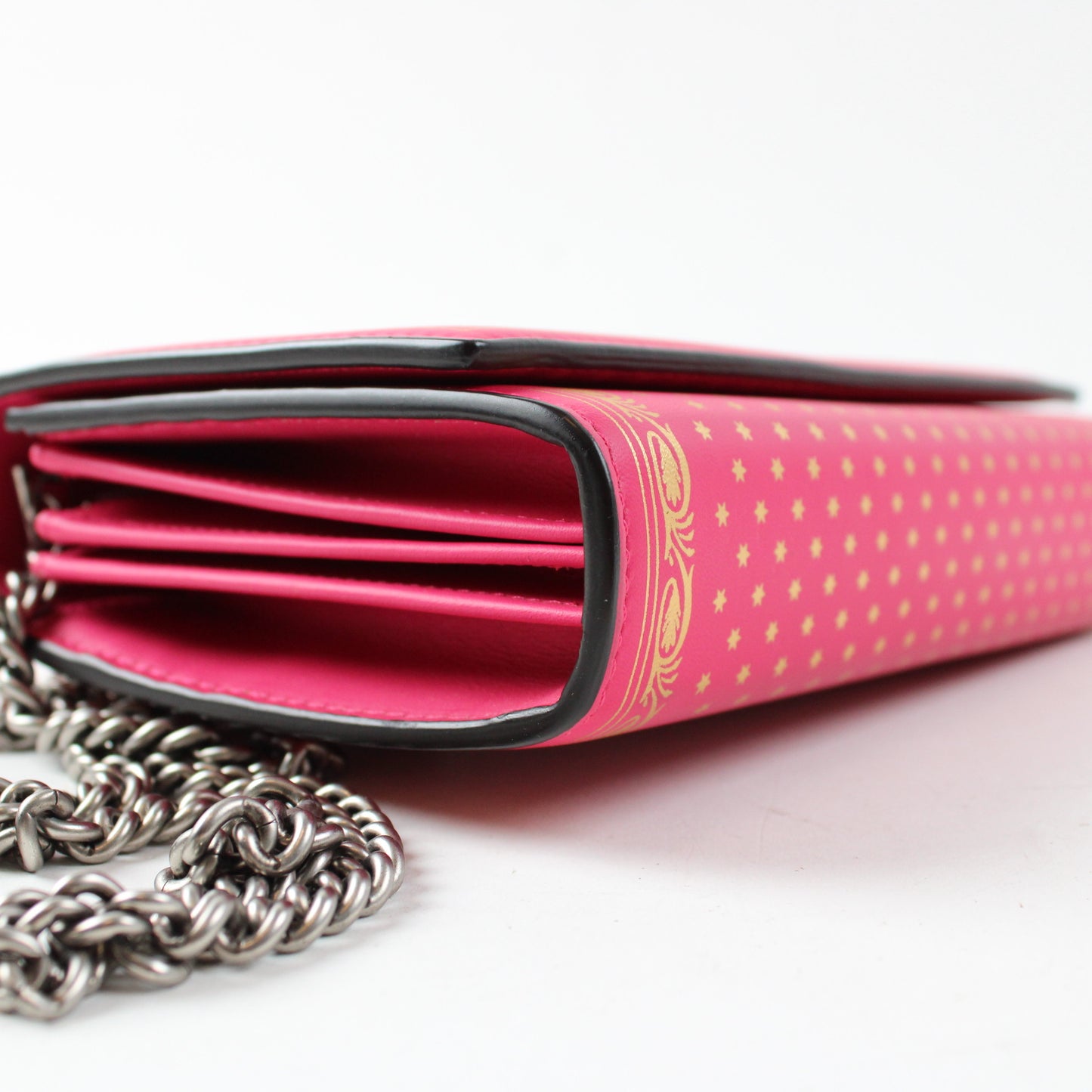 Gucci Sega Wallet On Chain