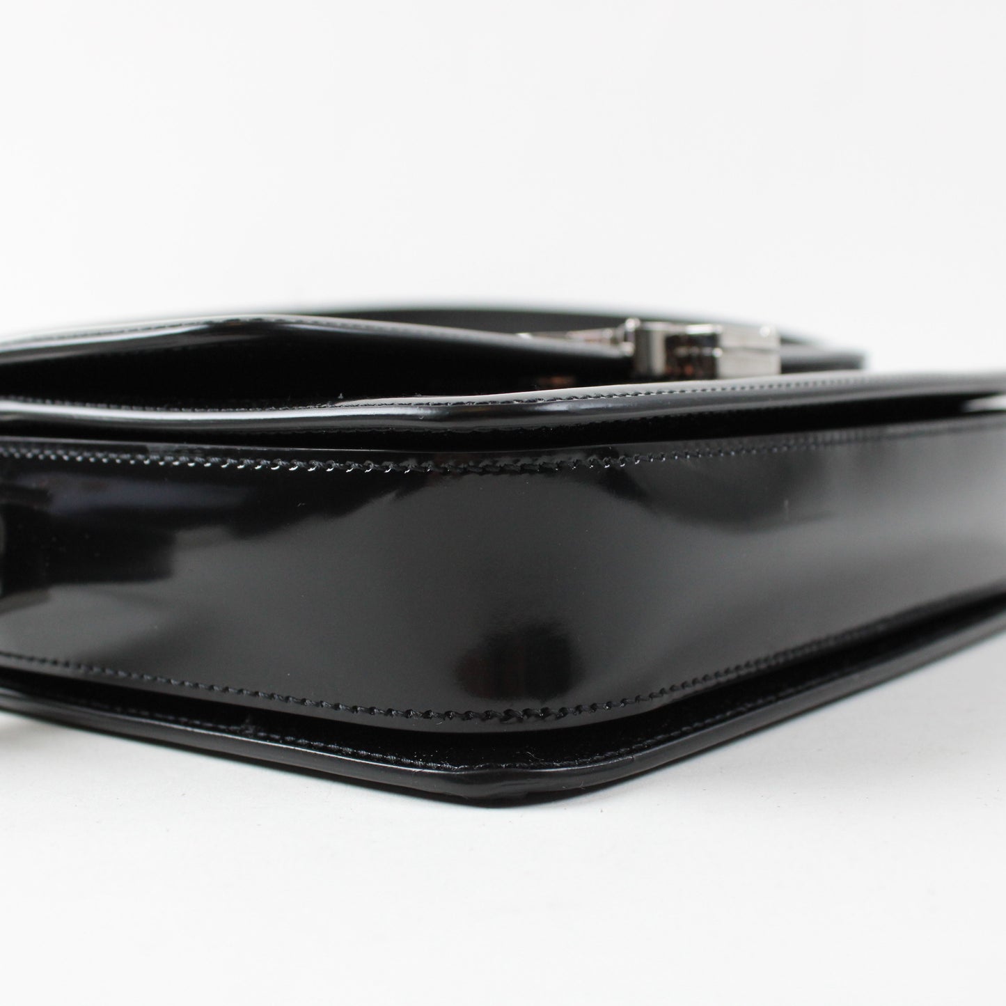 Saint Laurent Solferino Media