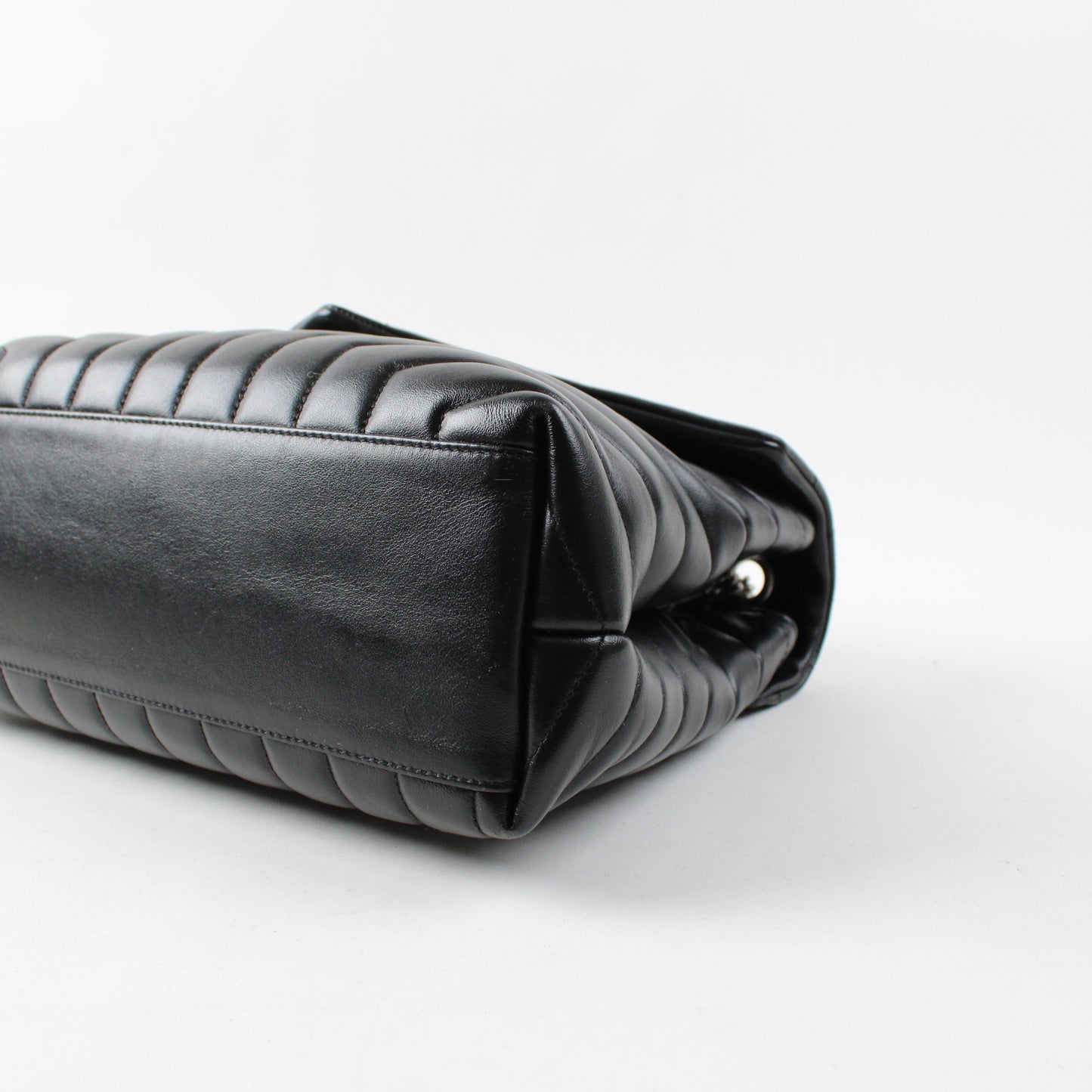 Saint Laurent Lou Lou Media