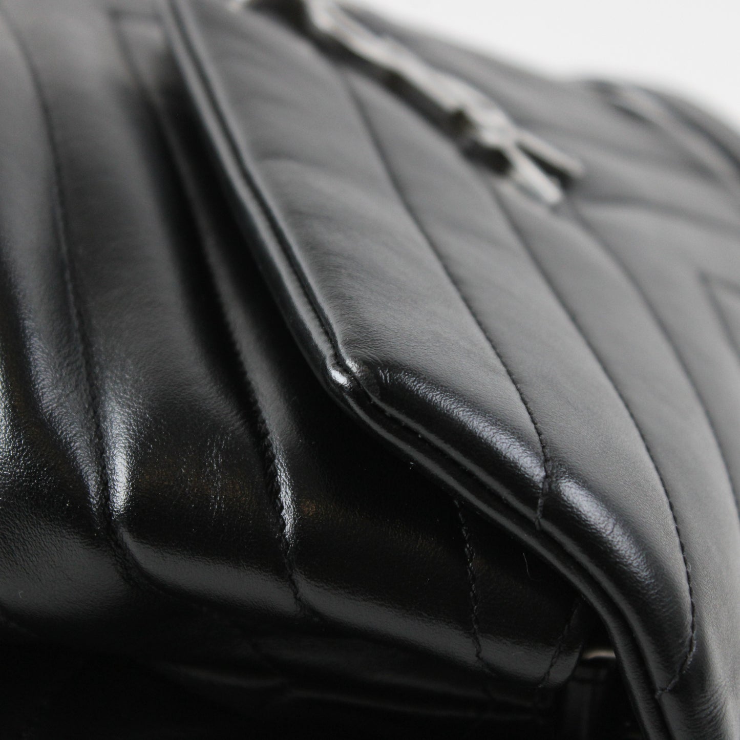 Saint Laurent Lou Lou Media