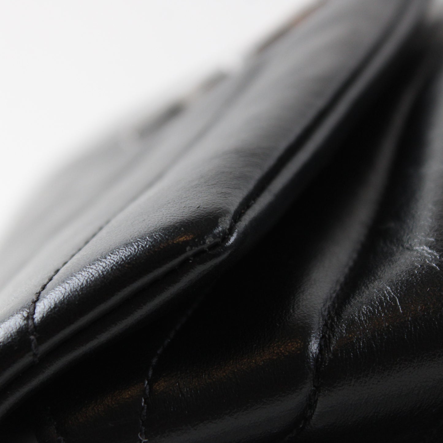 Saint Laurent Lou Lou Media