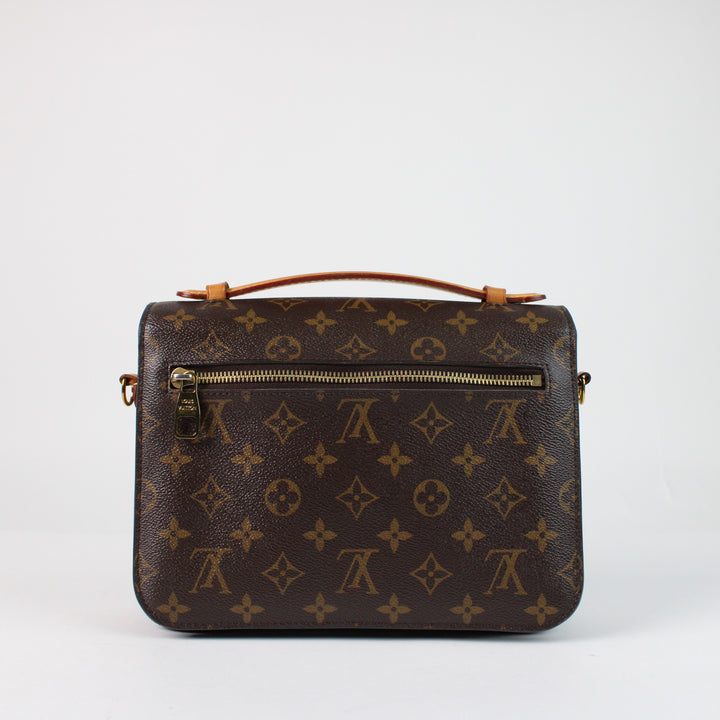 Louis Vuitton Pochette Metis