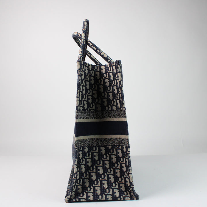 Christian Dior Booktote Grande