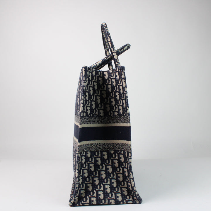 Christian Dior Booktote Grande