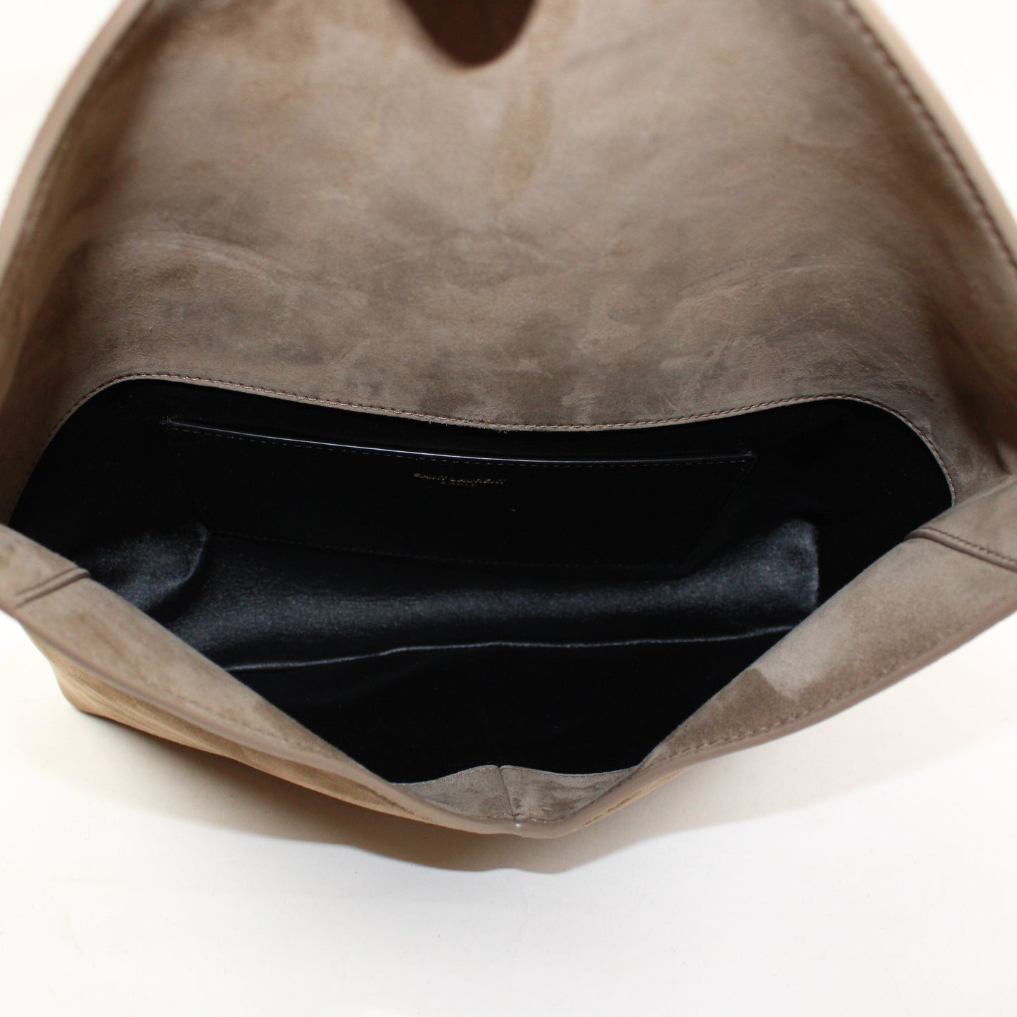 Saint Laurent Enevelope Pouch In Suede