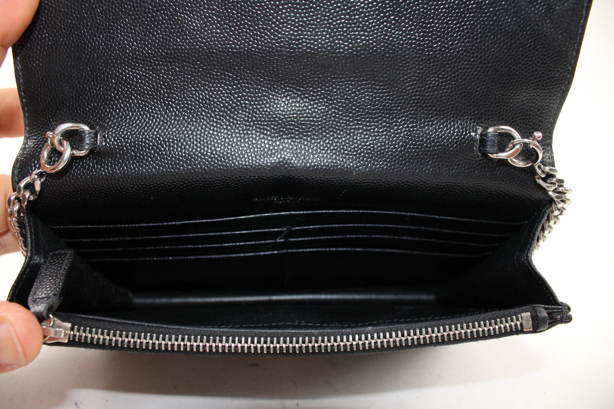 Saint Laurent Cassandre Portafoglio A Catena