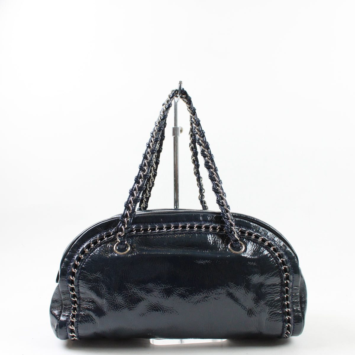 Chanel Luxe Ligne Bowler Bag In Vernice