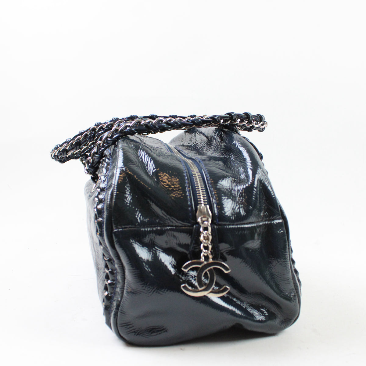 Chanel Luxe Ligne Bowler Bag In Vernice