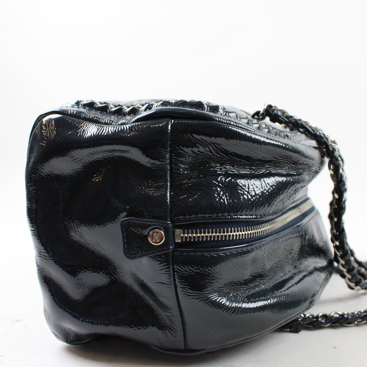 Chanel Luxe Ligne Bowler Bag In Vernice
