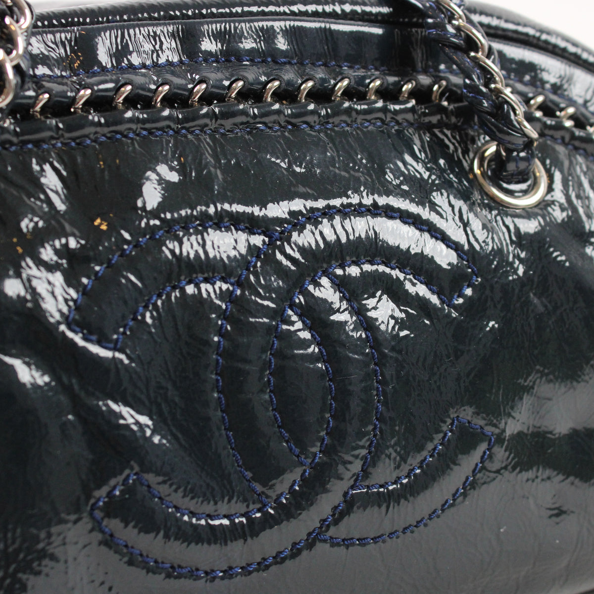 Chanel Luxe Ligne Bowler Bag In Vernice