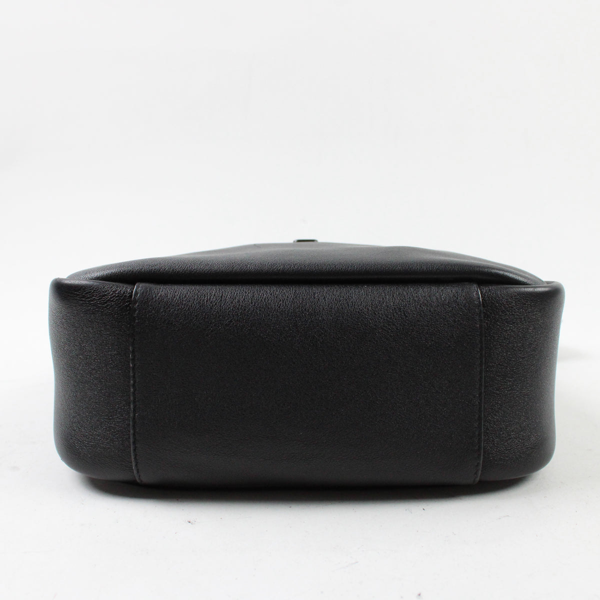 Saint Laurent Le 5 à 7 Morbida Small
