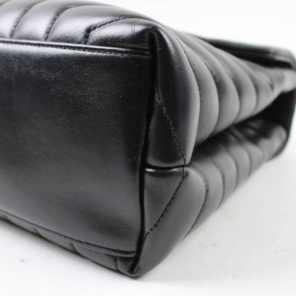 Saint Laurent Lou Lou Media