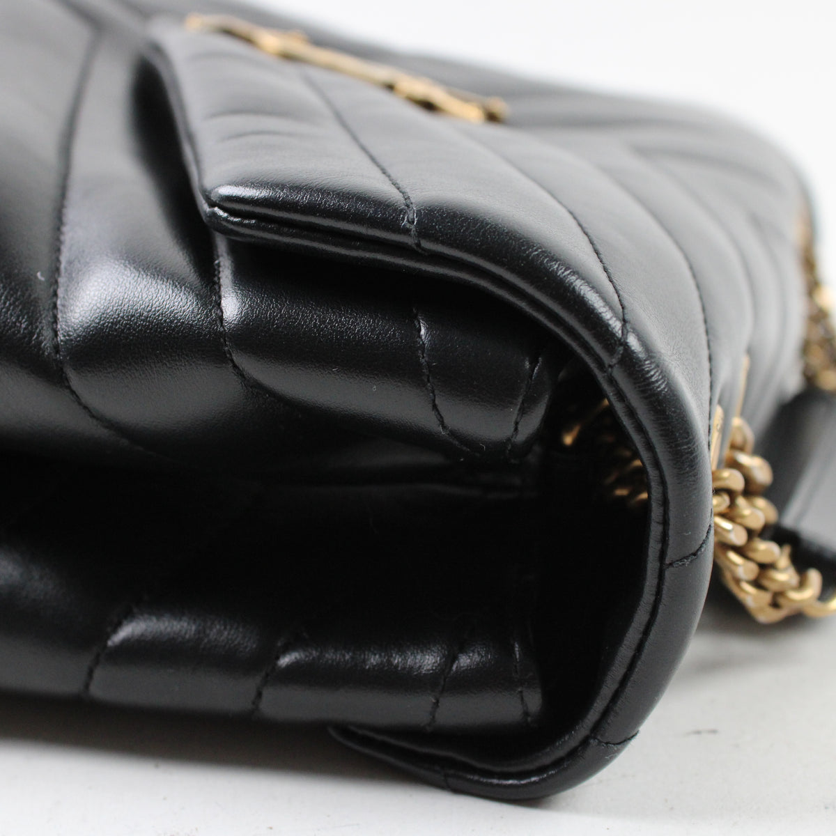 Saint Laurent Lou Lou Media