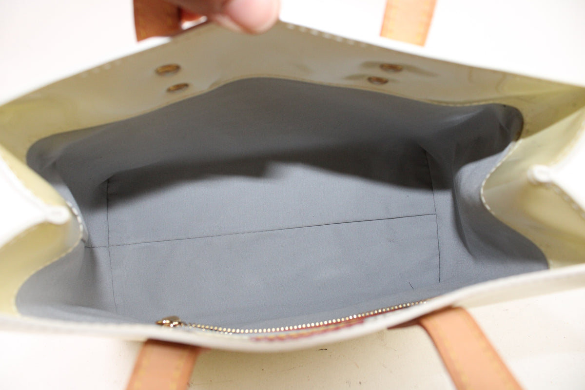 Louis Vuitton Reade PM