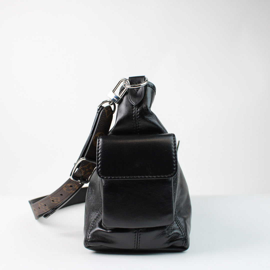 Louis Vuitton CarryAll Cargo Vibe Pm