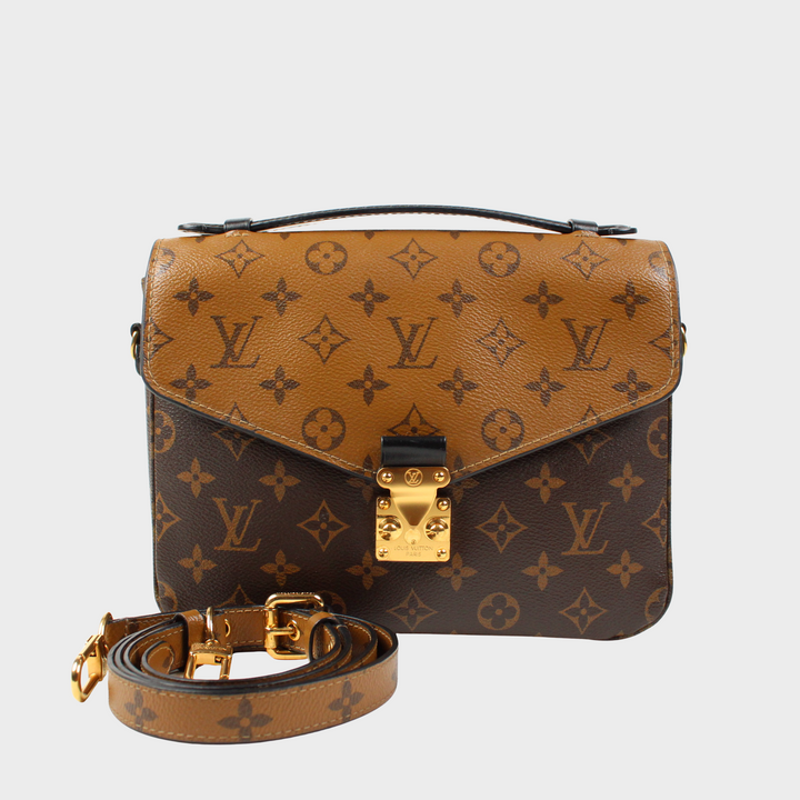 Louis Vuitton  Pochette Mètis Reverse