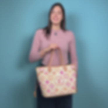 Louis Vuitton Neverfull MM By The Pool