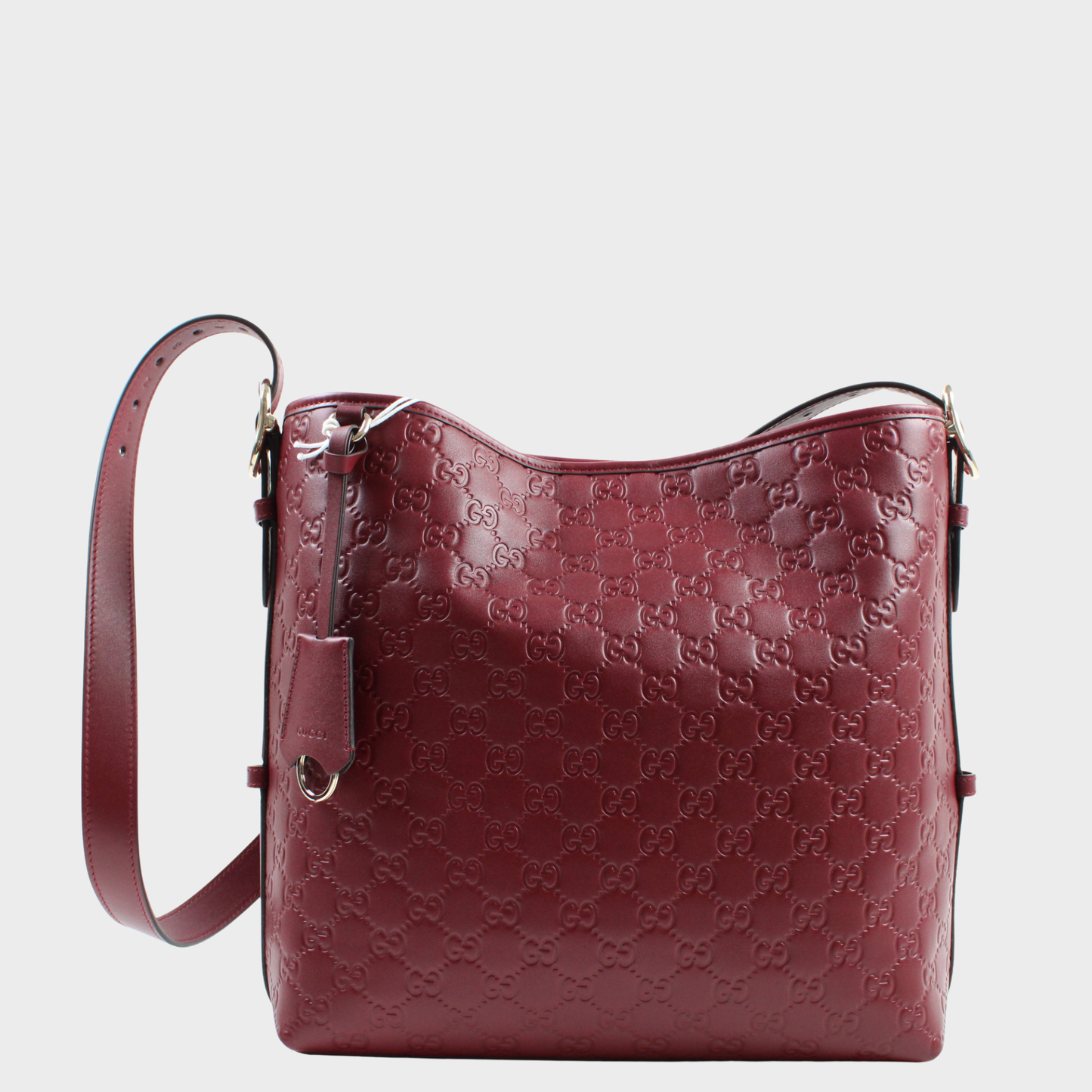 Gucci GG Emblem Media