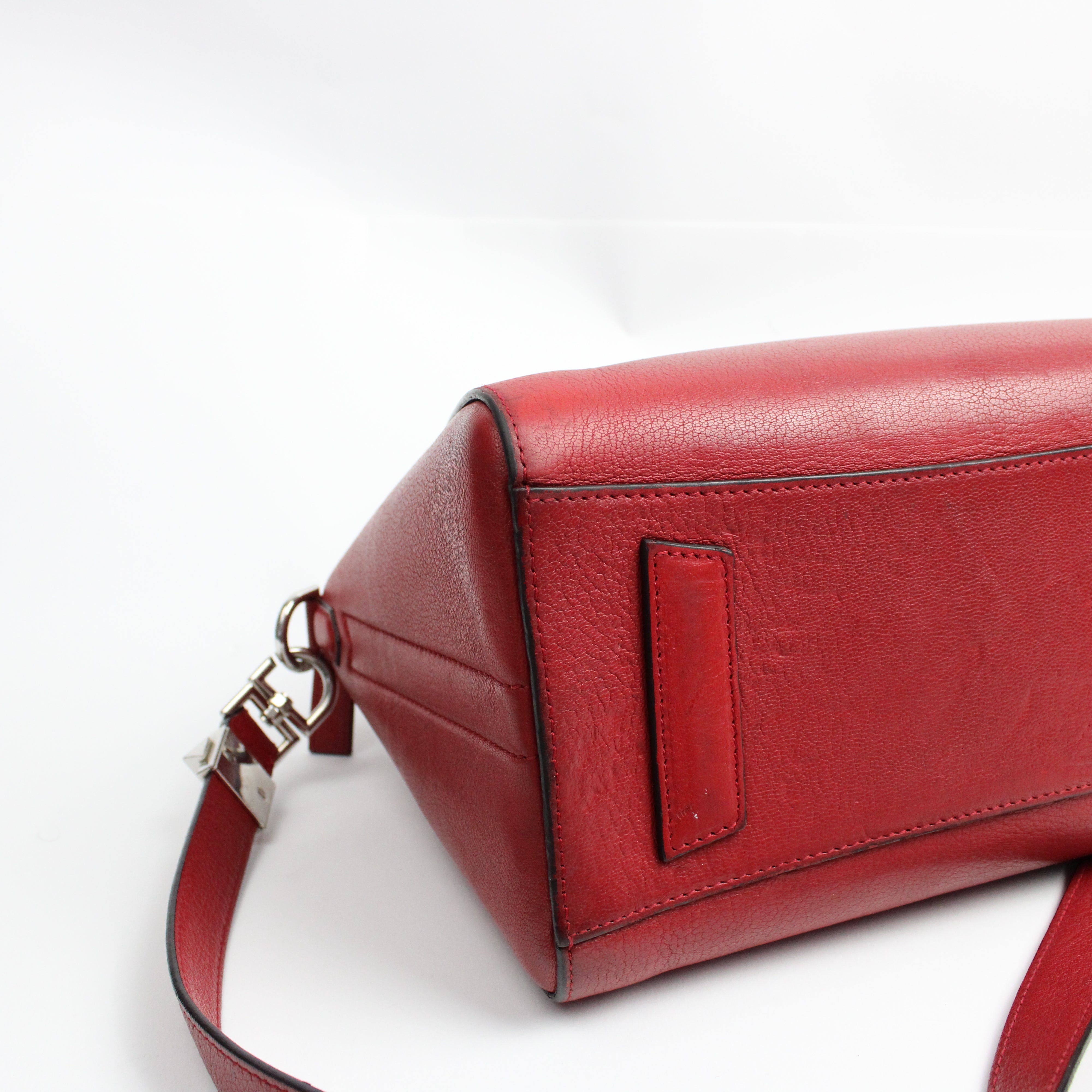 Givenchy Antigona Medium In Red Leather
