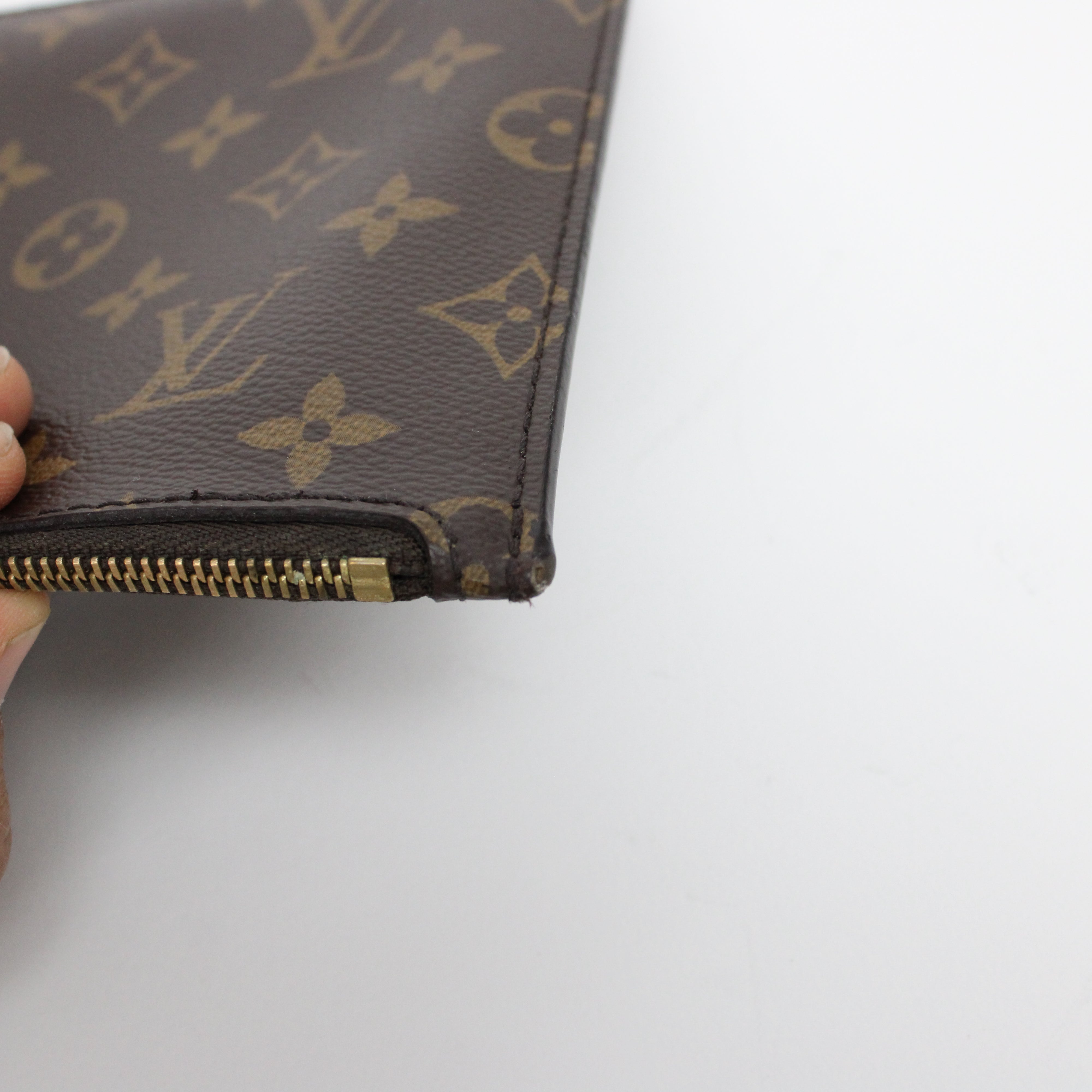 Louis Vuitton Clutch Neverfull In Monogram Canvas